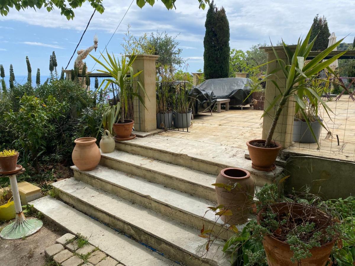 Auberge de la Croix du Pape Èze Extérieur photo
