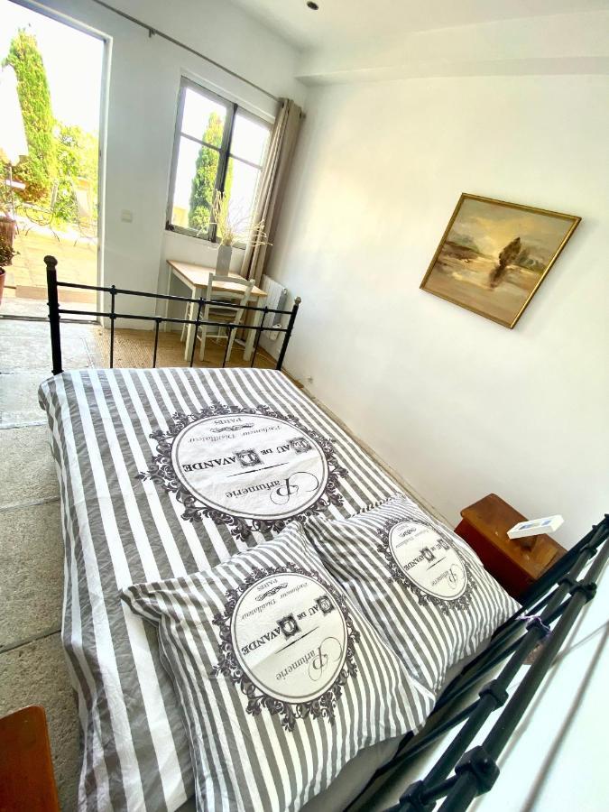 Auberge de la Croix du Pape Èze Extérieur photo
