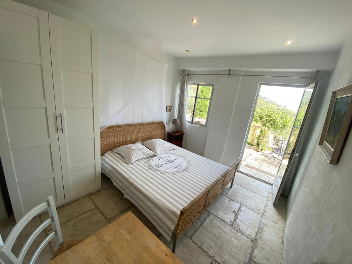 Auberge de la Croix du Pape Èze Extérieur photo